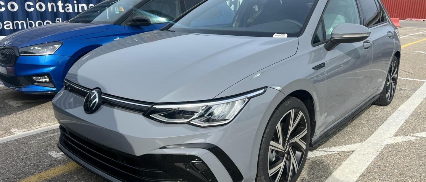 VOLKSWAGEN GOLF 8 R LINE EXPORT ALGERIE 