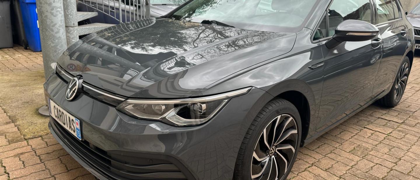 VOLKSWAGEN GOLF 8 -3ANS EXPORT ALGERIE